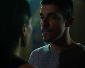 Naked scene Tamara Mazarraza nude - Ingobernable s01e02 (2017) TV show nudity video