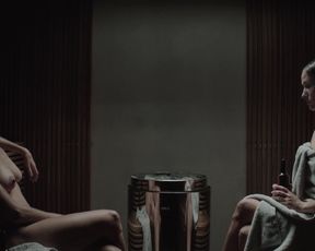 Rosalinde Mynster, Anna Rothlin nude - Atelier (2017)