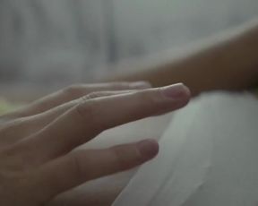 Shortwave - Solo Girl Scene