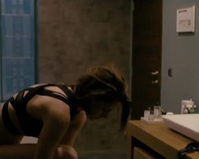 Personal Shopper - Celebs Masturbation Scenes