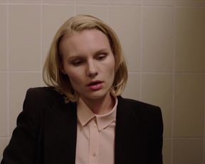 Lobbyistin - Masturbation Scene Girls in the toilet