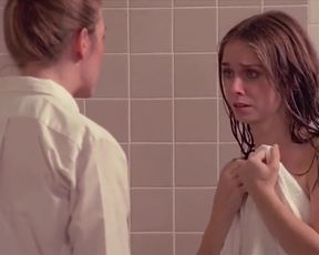 Celebrity Lesbian Video - Nashville Girl - Choke Lesbian Kiss 