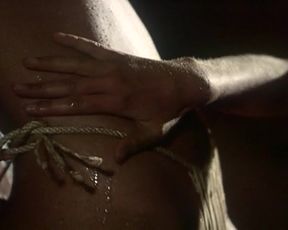 Celebrity Lesbian Video - Lesby Sex Scene - Caged - Le prede umane 