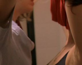 Sexy Lesby Hot Scene - Benzina TV show scenes