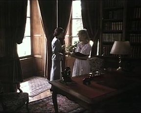 Celebrity Lesbian Video - Dressage - Classic Lexbian 