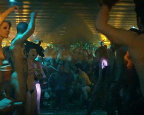 Mary Helen Sassman, Carly Jowitt nude – The Leftovers (Season03, Episode05)