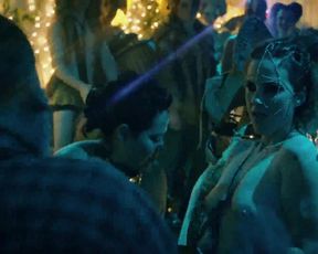 Mary Helen Sassman, Carly Jowitt nude – The Leftovers (Season03, Episode05)