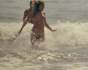 Explicit sex scene Yuliya Mayarchuk explicit nude – Tra(sgre)dire (2000) Adult video from the movie