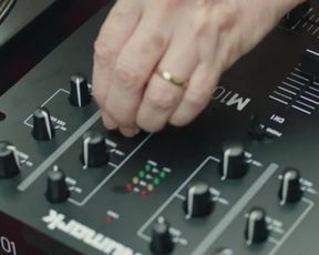 Hot actress Malya Roman nude, Valérie Decobert-Koretzky nude, Brigitte Faure nude - Nu s01e04 (2018) 