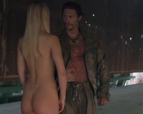 Sexy Suki Waterhouse naked - Future World (2018) 