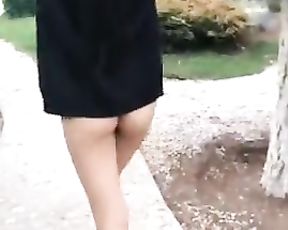 【Twitter】Outdoor Exposure Glamour Lady Ambles