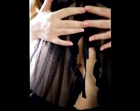 Softcore lap dance before the sex