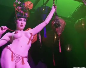 Erotic Bourlesque - Sexy Dita Von Teese