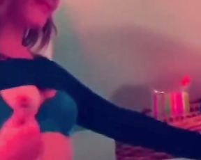 Sexy First-Timer COUGAR disrobe