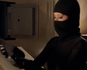 Platinum-Blonde Caught Stealing Jewelry, Plows The Holder (Glamour)